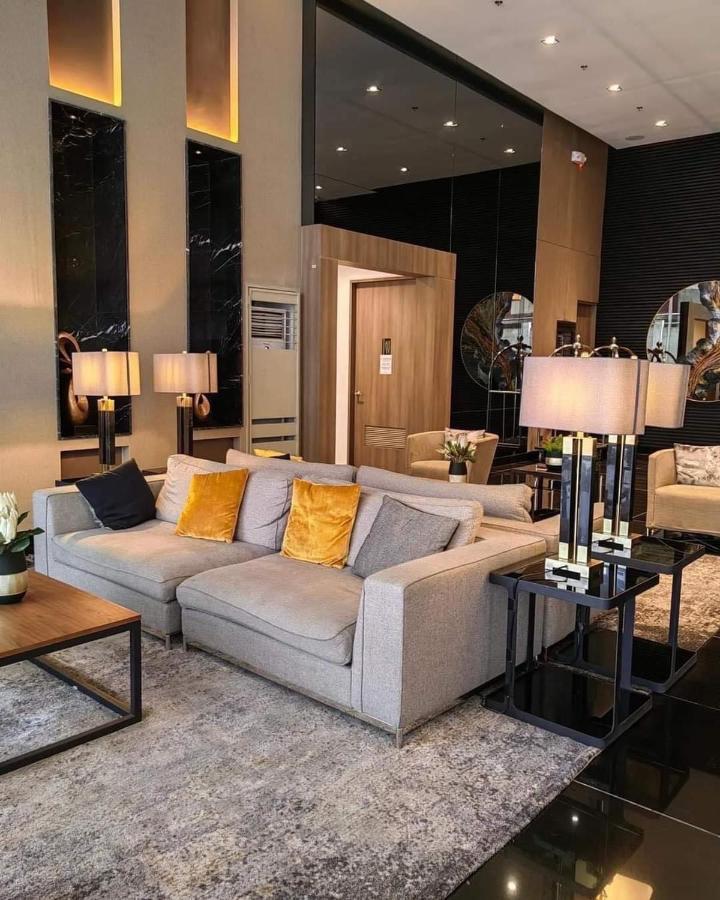 Cozy Crib @ Air Residences - Makati Makati City Buitenkant foto