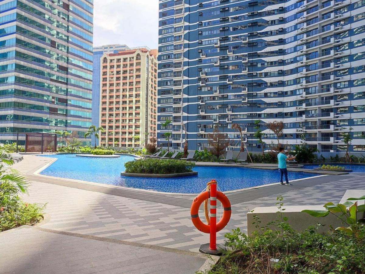 Cozy Crib @ Air Residences - Makati Makati City Buitenkant foto
